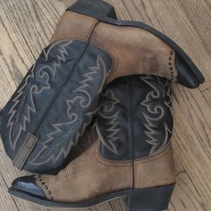 Men’s Laredo cowboy boots- worn once!